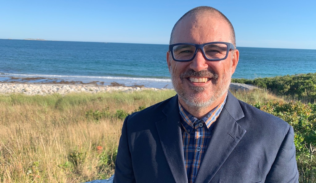 Dr. Darryl Leroux Dr. Darryl Leroux