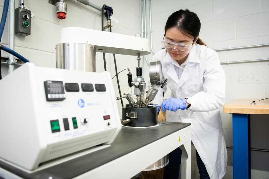 Dr. Yulin Hu at work in her lab at the Faculty of Sustainable Design Engineering Dr. Yulin Hu