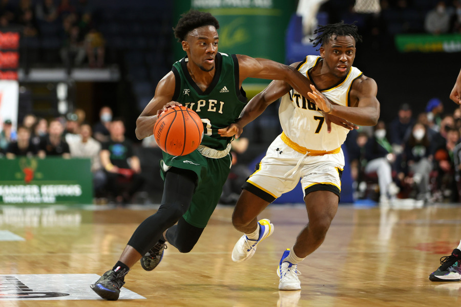 UPEI Men’s Basketball Panthers point guard, Elijah Miller in action during the AUS Final last season. UPEI Men’s Basketball Panthers point guard, Elijah Miller in action during the AUS Final last season.