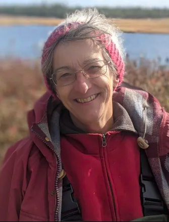 Marine ecologist Dr. Irené Novaczek Marine ecologist Dr. Irené Novaczek