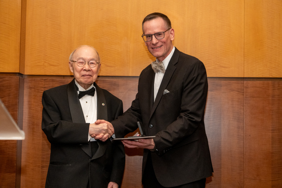 Dr. Greg Naterer, UPEI Vice-President Academic and Research, accepts the K.Y. Lo Medal from Dr. K.Y. Lo, Professor Emeritus of the University of Western Ontario, for his significant engineering contributions at the international level.