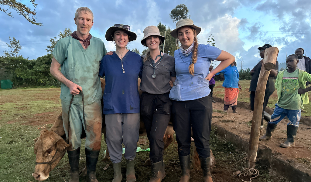 Dr. John VanLeeuwen and students in Kenya