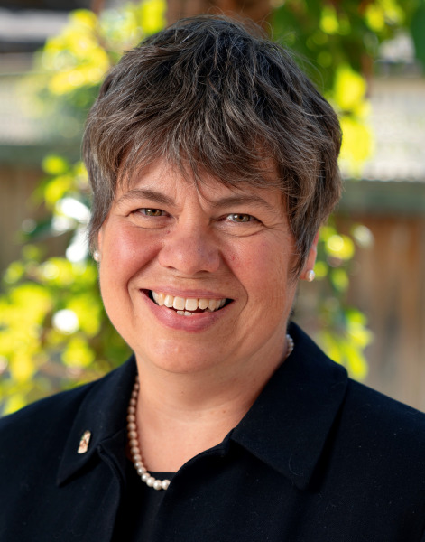 Dr. Suzanne Kresta Dr. Suzanne Kresta