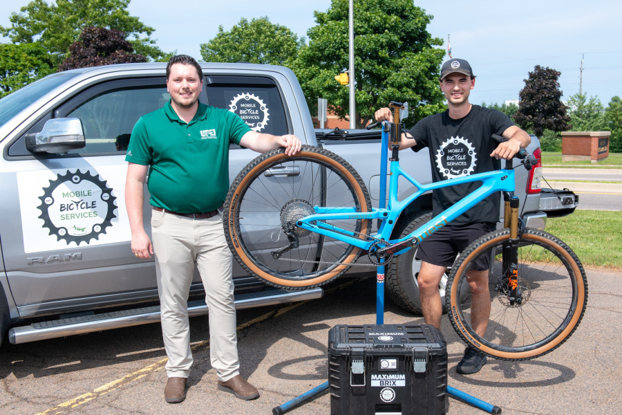 Jeremy Heartz, UPEI Entrepreneurship Program Officer and Matt Jelley, UPEI grad and owner of Mobile Bicycle Services PEI Jeremy Heartz, UPEI Entrepreneurship Program Officer and Matt Jelley, UPEI grad and owner of Mobile Bicycle Services PEI