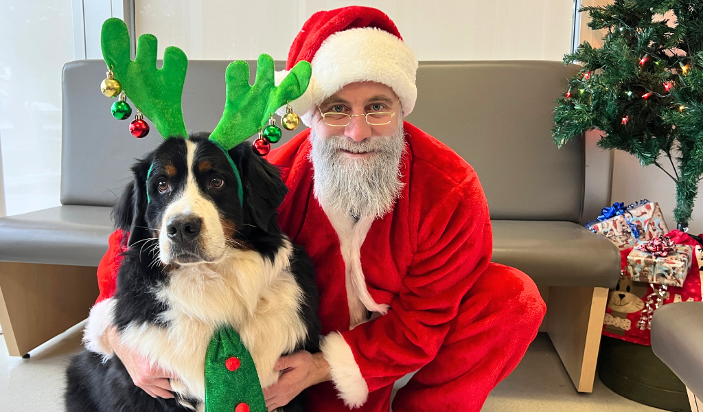 Blood donor, Murray, with Santa Blood donor, Murray, with Santa