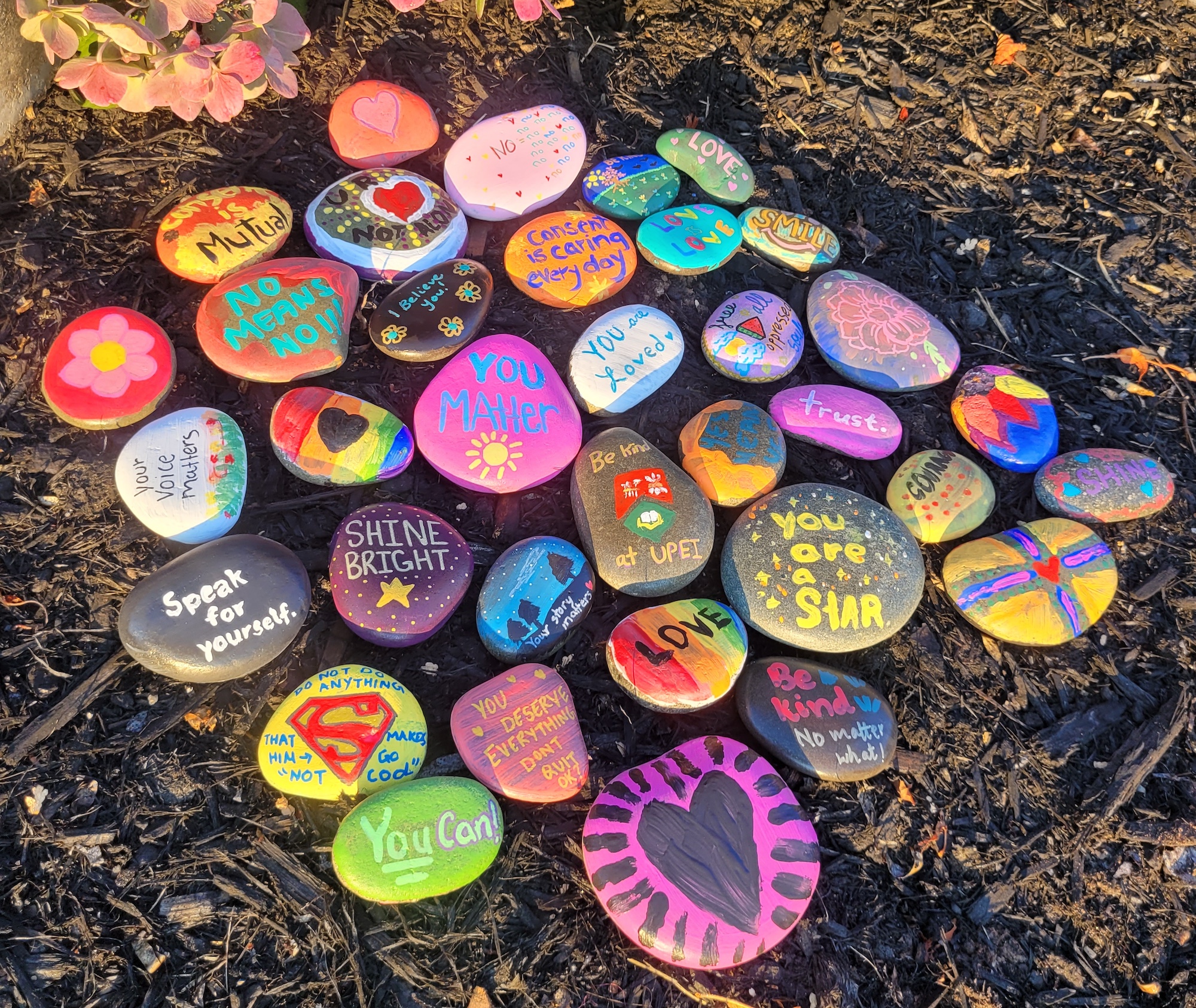 Scatter stones