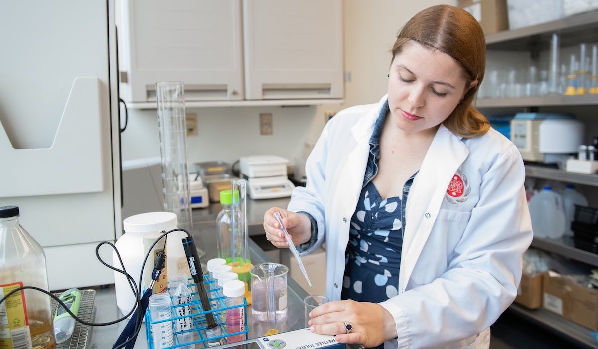 female working in a foods laboratory