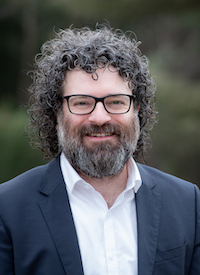 portrait photo of darren chaisson
