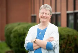 Dr. Stacey MacKinnon