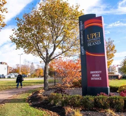 UPEI University Avenue entrance sign