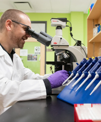 a researcher in a laboratory