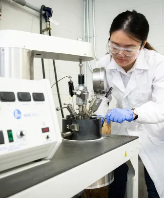 a researcher in a laboratory